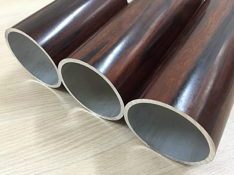 Tuyau sans soudure en acier allié de grand diamètre